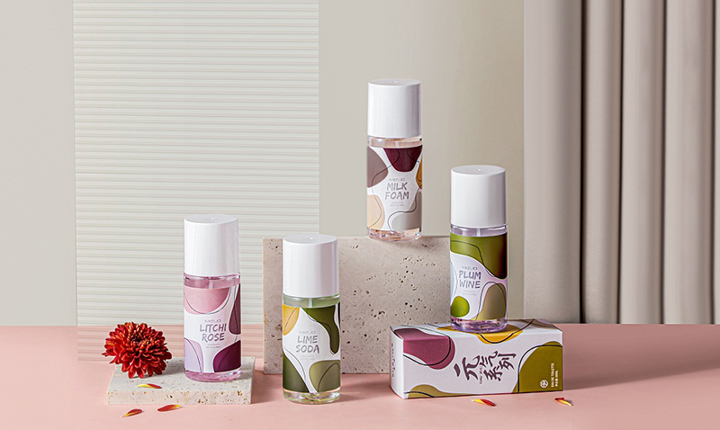 小香氛的大生意:御梵們如何撐起百億香氛市場? 小香氛的大生意:御梵們如何撐起百億香氛市場?