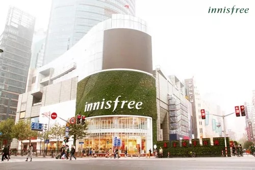 95后顏值經濟大爆炸:一文盤點化妝品產業如何年入4000億 95后顏值經濟大爆炸:一文盤點化妝品產業如何年入4000億